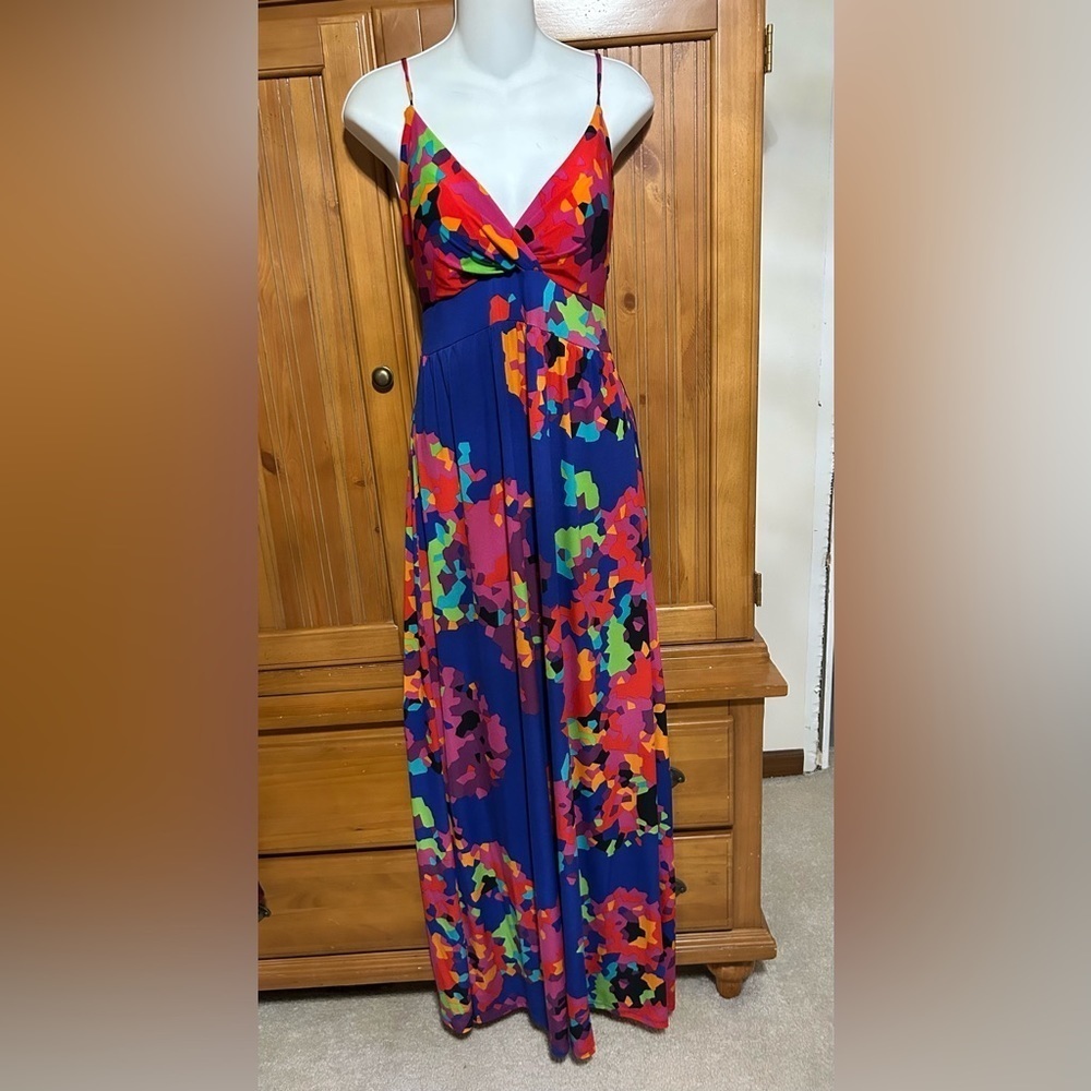 Attention maxi dress size large L